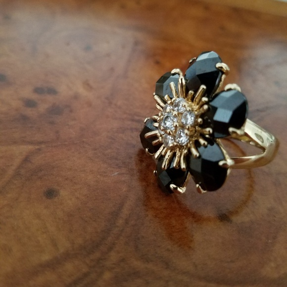 Cluster ring - Picture 3 of 3